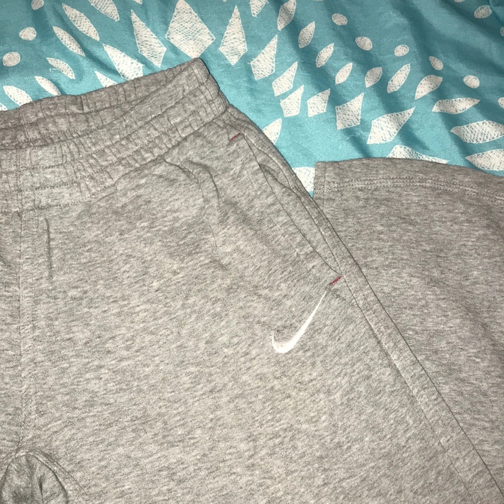 sweats - Picture 2 of 3